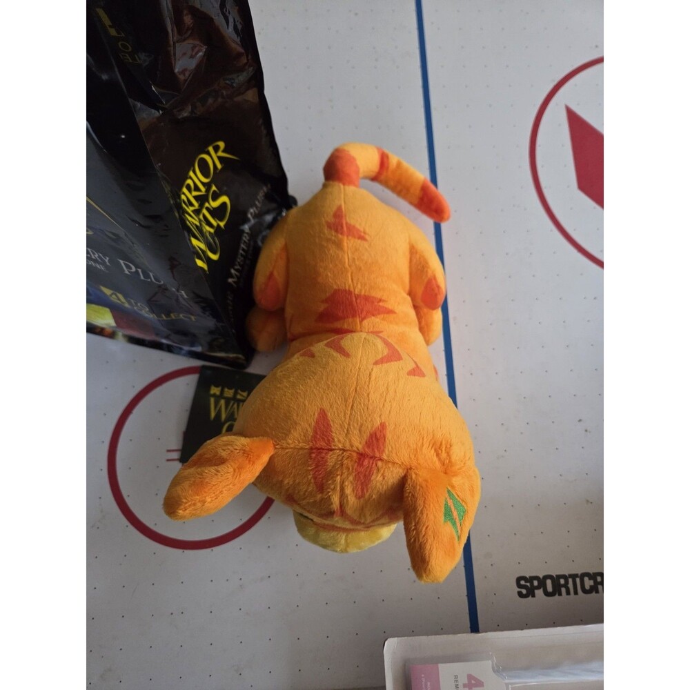 Warrior Cats FIRESTAR LARGE MYSTERY PLUSH *OPENED Series 1 Includes Bag Poster - Picture 3 of 4